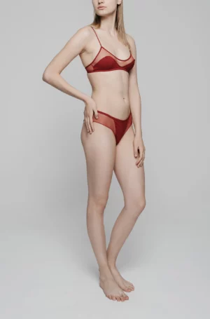 05_Bralette_maroon5